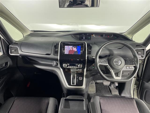 セレナ2.0 ハイウェイスター VセレクションII