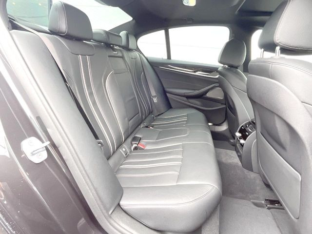 ���㕔���Ȃ��C�ɂȂ�悤�ȃL�Y�E�����ւ��蓙�A�傫�ȃ_���[�W�͂Ȃ��A�ǍD�ȏ�Ԃł��B