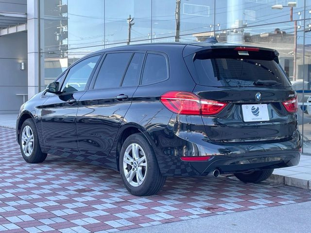 �������t�т̕ۏ؂̑��A���S�̍Œ�3�N�E���s�������ۏ�(�L��)�����p�ӁB�A���Ԃ����S���Ă��y���݂���������l�A�ۏؓ��e���[���͂������A�����_��&�I�C�������⃍�[�h�T�[�r�X���t�т��Ă���܂��B