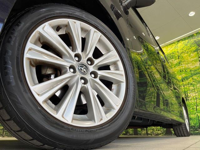 �y����18�C���`�A���~�z�C�[���z�O�ςɃ}�b�`���������A���~�z�C�[���𑕒����Ă���܂��B�e��ЊO�A���~�z�C�[����A�X�^�b�h���X�^�C�����戵�����Ă���܂��B���񂲑��k����������