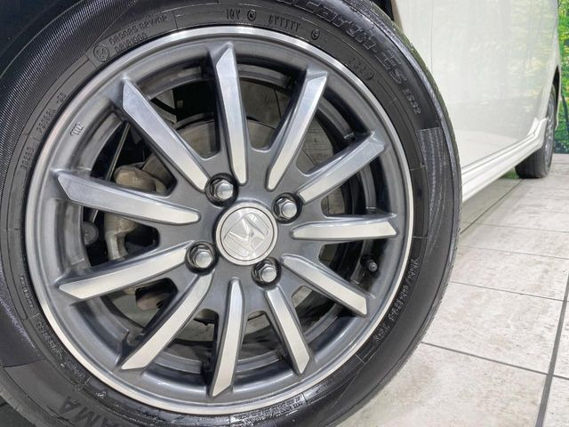 【純正14インチアルミホイール】外観にマッチした純正アルミホイールを装着しております。各種社外アルミホイールや、スタッドレスタイヤも取扱いしております。是非ご相談ください♪
