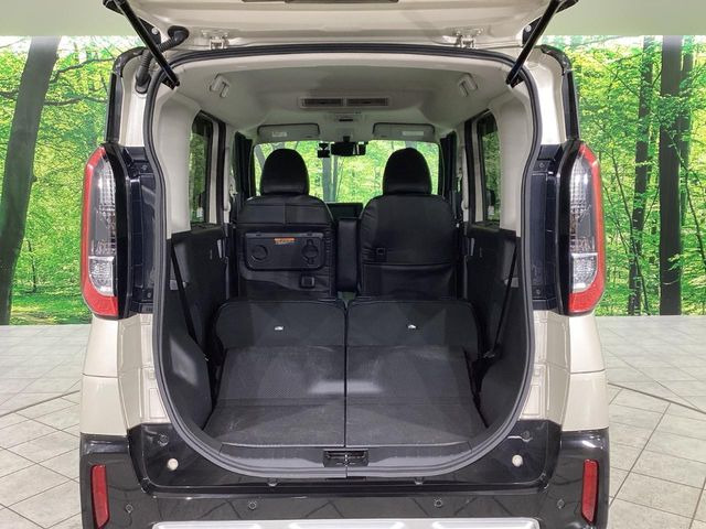 ���i�̂���������ʋ΁A���}���ɏ\���ȉ׎��X�y�[�X���m�ۂ��Ă���܂��B�Z�J���h�V�[�g��|���ƁA�傫�ȉו��̐ύڂ��\�ł���