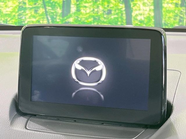 �y���[�J�[�����i�r�z�C���e���A�ɗn�����ރX�^�C���b�V���ȁu��p�݌v�v���[�J�[�i�r�𑕔��􎋔F���⑀�쐫�ȂǊ�{���\�ɂ��D��A���㎿�ȃJ�[���C�t�����y���݂��������܂��B