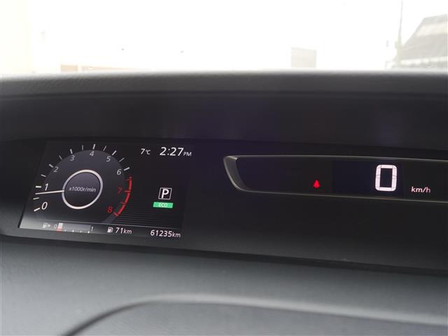 セレナ2.0 ハイウェイスター 4WD