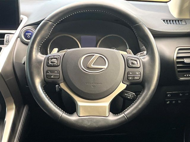 �y�����v�����X�e�A�����O�z�㎿�Ȋv���g�p���邱�ƂŁA��ɂ����������݂ƂĂ��^�]���₷���n���h���ł���