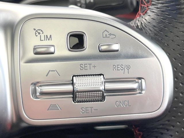 ���f�B�X�^���X�p�C���b�g�f�B�X�g���j�b�N:�s�s�A�x�O�A�������H�Ȃǂ̑��s���ɁA�X�e���I�}���`�p�[�p�X�J�����ƃ��[�_�[�Z���T�[�ɂ��A�O���Ԃ�F�����đ��x�ɉ������Ԋԋ������ێ����鎟����̃N���R��!