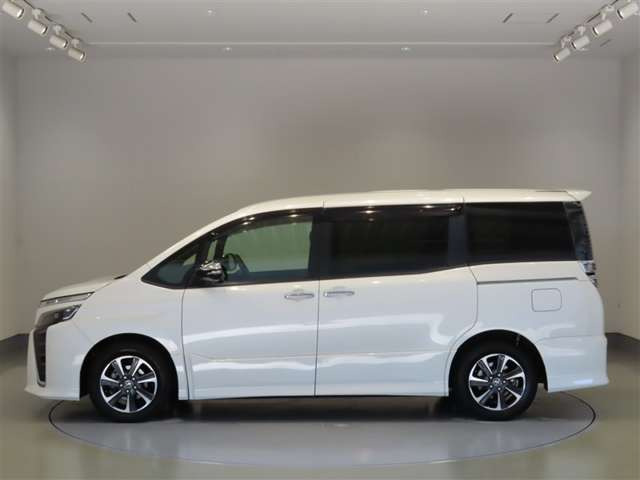 ヴォクシー2.0 ZS 煌III