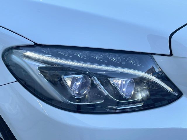 ��LED�w�b�h���C�g:��ԑ��s�����ǍD�Ȏ��E���m�ۂ����S���ĉ^�]�ł��鍂�P�xLED�w�b�h���C�g�𑕔�!�_�����x�������A����d�͂��}�����Ă��܂��B