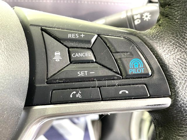 セレナ1.2 e-POWER ハイウェイスターV