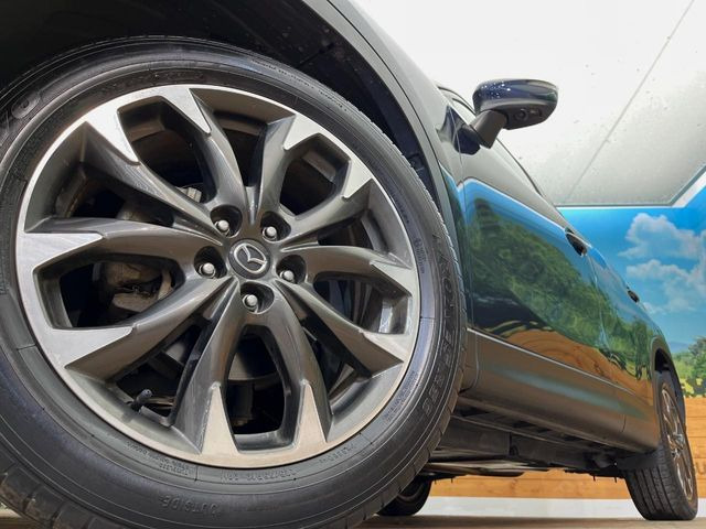 �y����19�C���`�A���~�z�C�[���z�O�ςɃ}�b�`���������A���~�z�C�[���𑕒����Ă���܂��B�e��ЊO�A���~�z�C�[����A�X�^�b�h���X�^�C�����戵�����Ă���܂��B���񂲑��k����������