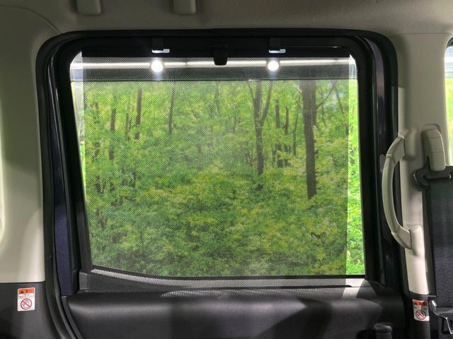 �y���[���V�F�[�h�z��������ԊO����̌���ῂ����Ƃ��ɃT�b�ƈ����o���Ďg����A���[���i�[�^�C�v�̃T���V�F�[�h�𑕔��B��Ȃɏ�������q�l���E�g�E�g�����������ȂǁA���Ђ����p����������