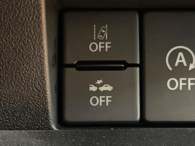 �y�X�Y�L �Z�[�t�e�B�T�|�[�g�z���s���ɑO���̎ԗ�����F�����A�Փ˂������Ȏ��͌x��ƃu���[�L�ŏՓˉ���Ɣ�Q�y�����A�V�X�g�B�����S�Ƀh���C�u�����y���݂��������܂��B