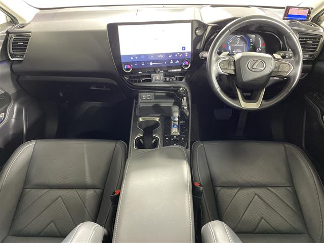 NX350h バージョンL