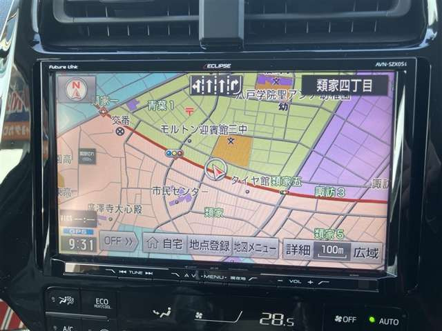 プリウス1.8 S ツーリングセレクション E-Four 4WD