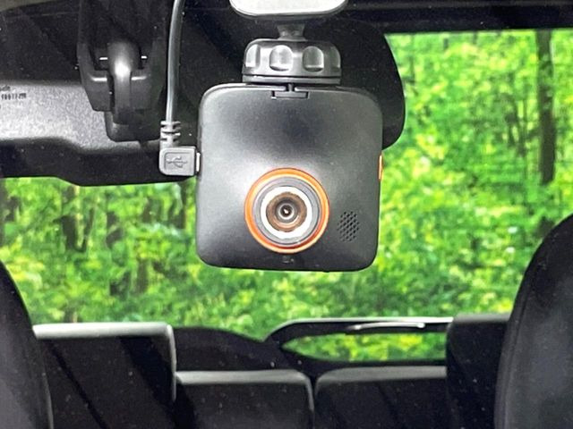 �y�h���C�u���R�[�_�[�z�h���C�u���R�[�_�[����!���s���͂������A������^�]�⎖�̂ɑ��������ہA�f���ŋL�^���A����̃��X�N�ɔ����܂��B���L�^�pSD�J�[�h�͂��q�l�����g�ł��������������K�v������܂��B