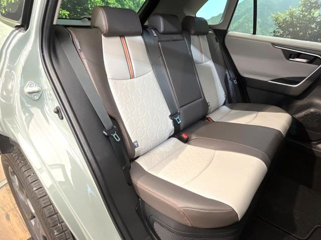 �L�X�Ƃ���2��ڃV�[�g�͋��Z���������A���S�n�����K!�F�B��Ƒ��Ƃ̂��o�����ɂ҂�����ł��B�x�r�[�V�[�g��`���C���h�V�[�g�g�p�������K�ɂ��߂�������������\���ȋ�Ԃ��m�ۂ��Ă��܂��B