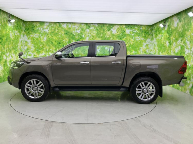 ハイラックス2.4 Z ディーゼル 4WD