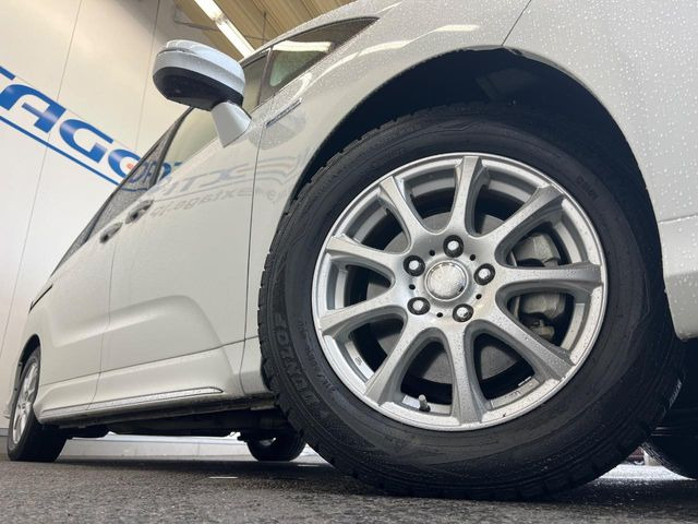 �y16�C���`�A���~�z�C�[���z�O�ςɃ}�b�`�����A���~�z�C�[���𑕒����Ă���܂��B�e��A���~�z�C�[����A�X�^�b�h���X�^�C�����戵�����Ă���܂��B���񂲑��k����������