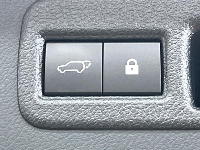 �y�p���[�o�b�N�h�A�z�X�}�[�g�L�[��^�]�Ȃ̃{�^�������������Ń��A�Q�[�g�������ŊJ���܂�!�ו��������Ă��鎞��A�����ʒu�ɂ���o�b�N�h�A��߂�ۂɕ֗��ȋ@�\�ł���