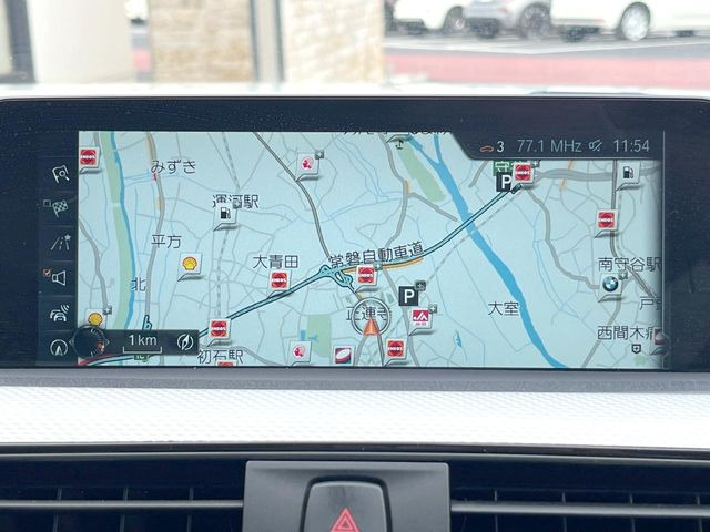 �������i�r:��̊��̂���i�r�́A����������ԓ������o���Ă���܂��B�I�[�f�B�I�@�\���[�����Ă���܂��̂ŁA�^�]�����y���߂܂���