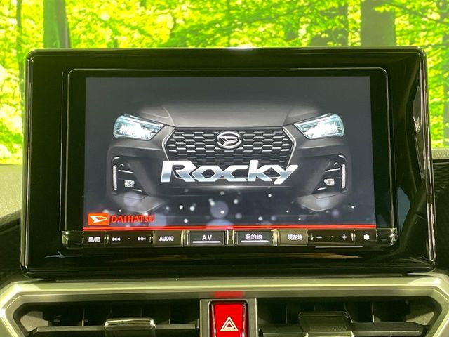 �y����9�C���`�i�r�z�C���e���A�ɗn�����ރX�^�C���b�V���ȁu��p�݌v�v���[�J�[�i�r�𑕔��􎋔F���⑀�쐫�ȂǊ�{���\�ɂ��D��A���㎿�ȃJ�[���C�t�����y���݂��������܂��B