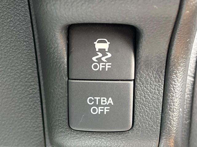 �y�V�e�B�u���[�L�A�N�e�B�u�V�X�e���z�ᑬ���s���ɑO���̎ԗ�����F�����A�Փ˂������Ȏ��͌x��ƃu���[�L�ŏՓˉ���Ɣ�Q�y�����A�V�X�g�B�����S�Ƀh���C�u�����y���݂��������܂��B