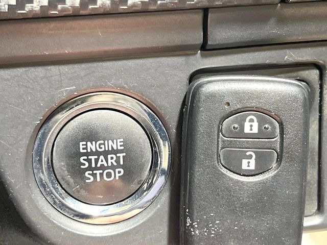 �y�X�}�[�g�L�[�z�J�o����|�P�b�g�ɓ��ꂽ�܂܂ł��h�A�̎{���E�������\�ȃX�}�[�g�L�[�𑕔��B�G���W���̃I���E�I�t�����J�M�����o���K�v����������Ƃ��Ă��֗��ł���