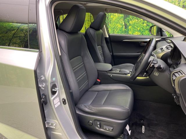 �y���烌�U�[�V�[�g�z����̂ӂ���肪�e�ՂŃ����e�i���X�����ȒP�ȁA�@�\���ɗD��鍇����v���̗p�����㎿�ȃV�[�g�ł��B����S�n���悭�A���������ӂ��S�n�ǂ��ԓ���Ԃ����o���Ă���܂��B