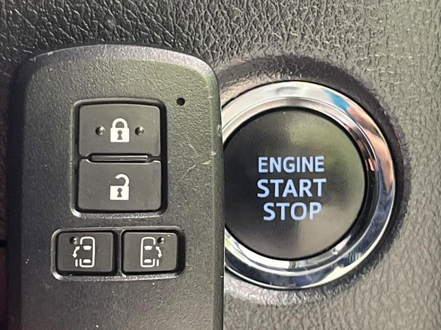 �y�X�}�[�g�L�[�z�J�o����|�P�b�g�ɓ��ꂽ�܂܂ł��h�A�̎{���E�������\�ȃX�}�[�g�L�[�𑕔��B�G���W���̃I���E�I�t�����J�M�����o���K�v����������Ƃ��Ă��֗��ł���