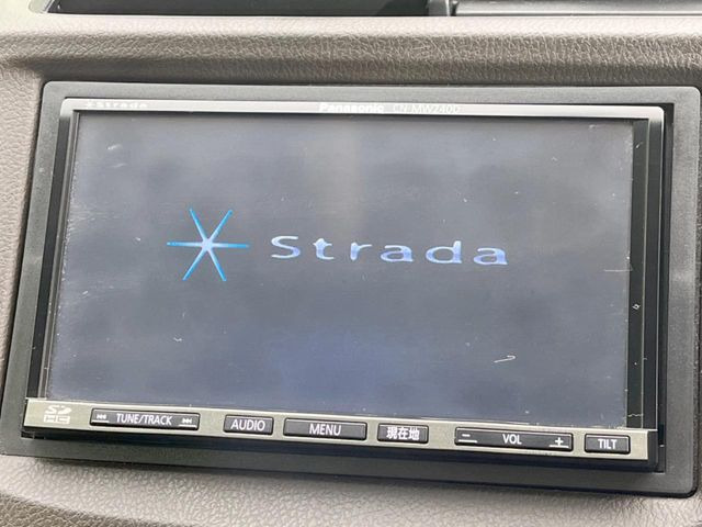 �y�i�r�Q�[�V�����z�g���₷���i�r�ŖړI�n�܂ł�������ē����Ă���܂��B�e��I�[�f�B�I�Đ��@�\���[�����Ă���A���Ԃ̉^�]������Ɋy�����Ȃ�܂�!!