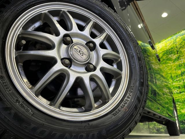 �y13�C���`�A���~�z�C�[���z�O�ςɃ}�b�`�����A���~�z�C�[���𑕒����Ă���܂��B�e��A���~�z�C�[����A�X�^�b�h���X�^�C�����戵�����Ă���܂��B���񂲑��k����������