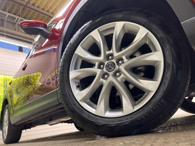 �y����19�C���`�A���~�z�C�[���z�O�ςɃ}�b�`���������A���~�z�C�[���𑕒����Ă���܂��B�e��ЊO�A���~�z�C�[����A�X�^�b�h���X�^�C�����戵�����Ă���܂��B���񂲑��k����������