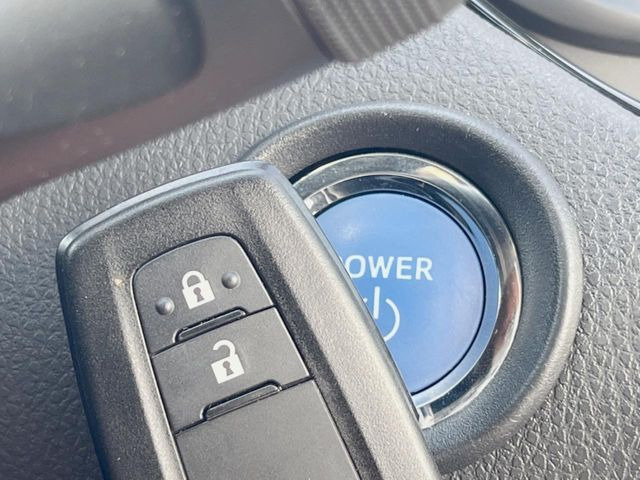 �y�X�}�[�g�L�[�z�J�o����|�P�b�g�ɓ��ꂽ�܂܂ł��h�A�̎{���E�������\�ȃX�}�[�g�L�[�𑕔��B�G���W���̃I���E�I�t�����J�M�����o���K�v����������Ƃ��Ă��֗��ł���