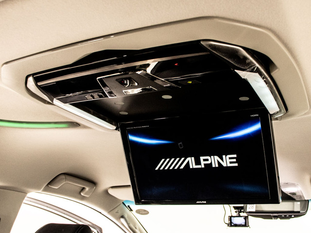 ★フリップダウンモニター★後席の方もDVD等をお楽しみいただけます!