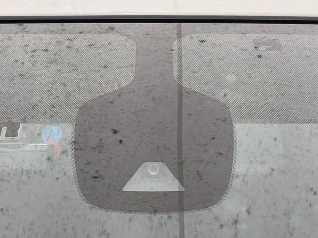 �y�C���e���W�F���g�G�}�[�W�F���V�[�u���[�L�z�t�����g�J�����őO���̎ԗ�����s�҂����m�B�Փ˂������Ȏ��͏Փ˔�Q�y���u���[�L���쓮�A�Փˉ�����T�|�[�g�B�����S�Ƀh���C�u�����y���݂��������܂��B