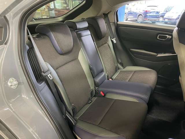 広々とした空間で、手軽にお荷物を出し入れ可能です!!