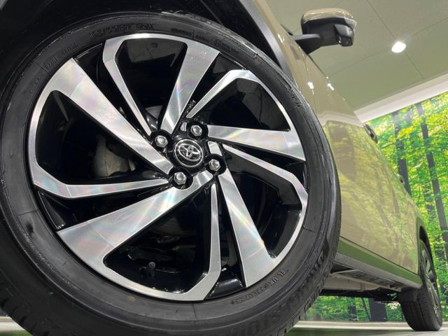 �y����17�C���`�A���~�z�C�[���z�O�ςɃ}�b�`���������A���~�z�C�[���𑕒����Ă���܂��B�e��ЊO�A���~�z�C�[����A�X�^�b�h���X�^�C�����戵�����Ă���܂��B���񂲑��k����������