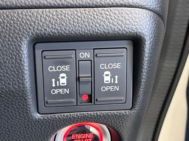 �y�����p���[�X���C�h�h�A�z�X�}�[�g�L�[��^�]�Ȃ̃X�C�b�`�Ō�ȗ����X���C�h�h�A�̊J���\���d��������͂����ăh�A���J����K�v�������A�����Ȃ��q�l�ł��ȒP�ɊJ���߂ł����K�ł���