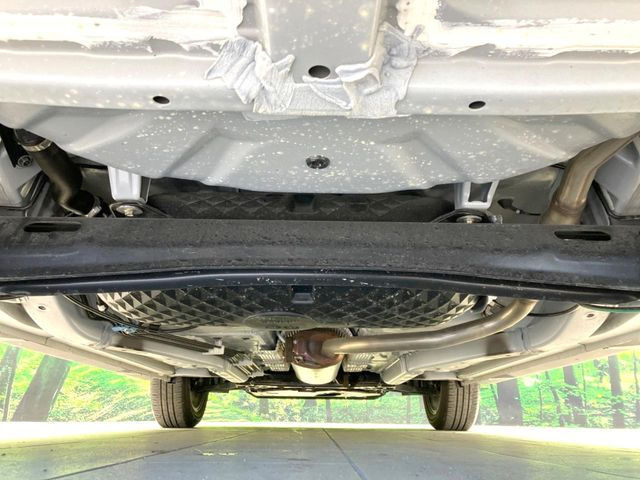 下回りがきれいなうちに、防錆加工の施工がオススメ。降雪地域はもちろん、沿岸部にお住いの方や、趣味でマリン・ウィンタースポーツをされる方にご好評いただいております。