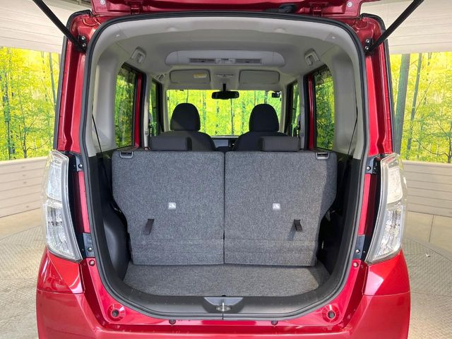 ���i�̂���������ʋ΁A���}���ɏ\���ȉ׎��X�y�[�X���m�ۂ��Ă���܂��B�Z�J���h�V�[�g��|���ƁA�傫�ȉו��̐ύڂ��\�ł���