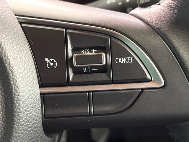 �y�N���[�Y�R���g���[���z�������H�����N���N���s�B�A�N�Z���𗣂��Ă���葬�x�ő��s���ł��A�������^�]���̕��S���y��!�����E�������ȒP�ȃX�C�b�`����Œ����ł��܂��B