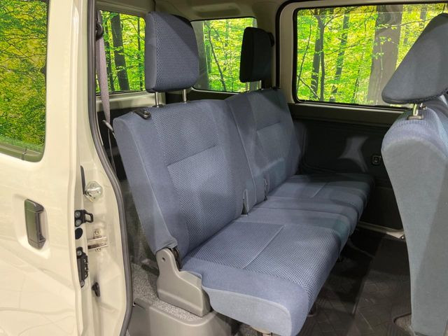 �L�X�Ƃ���2��ڃV�[�g�͋��Z���������A���S�n�����K!�F�B��Ƒ��Ƃ̂��o�����ɂ҂�����ł��B�x�r�[�V�[�g��`���C���h�V�[�g�g�p�������K�ɂ��߂�������������\���ȋ�Ԃ��m�ۂ��Ă��܂��B