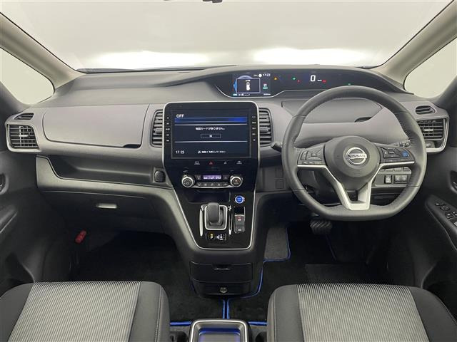 セレナ1.2 e-POWER ハイウェイスターV