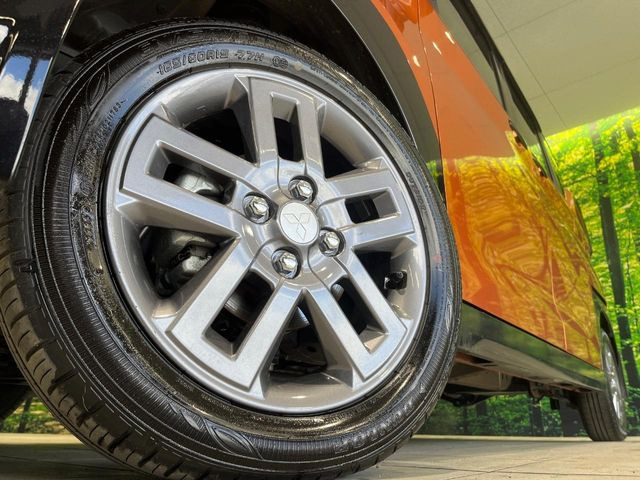 �y����15�C���`�A���~�z�C�[���z�O�ςɃ}�b�`���������A���~�z�C�[���𑕒����Ă���܂��B�e��ЊO�A���~�z�C�[����A�X�^�b�h���X�^�C�����戵�����Ă���܂��B���񂲑��k����������