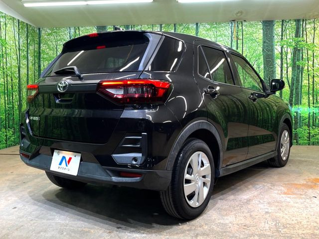 ☆全国のネクステージからお取り寄せが可能※!遠方の店舗に展示してあるクルマが気になる場合も、最寄りの店舗でご覧いただくことが可能です!是非私たちに要望をお聞かせください!※別途費用