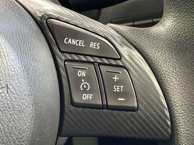 �y�N���[�Y�R���g���[���z�������H�����N���N���s�B�A�N�Z���𗣂��Ă���葬�x�ő��s���ł��A�������^�]���̕��S���y��!�����E�������ȒP�ȃX�C�b�`����Œ����ł��܂��B