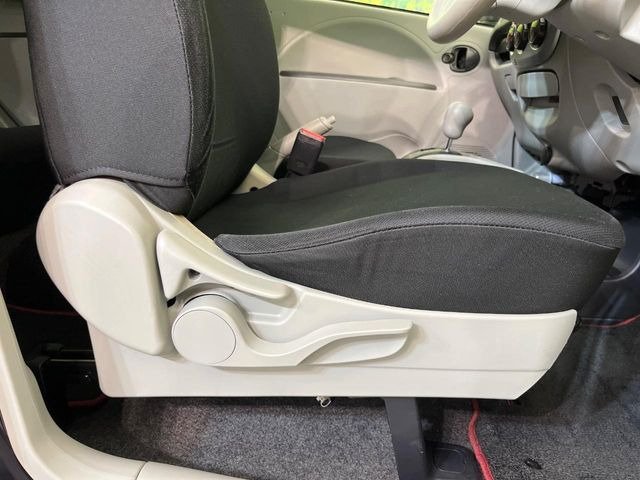 �y�V�[�g���t�^�[�z�V�[�g���ʂ̈ʒu���㉺�ɒ����ł���V�[�g���t�^�[�𑕔��B�啿�ȕ��������ȕ����œK�ȃh���C�r���O�|�W�V�����ŉ^�]�ł��܂��B