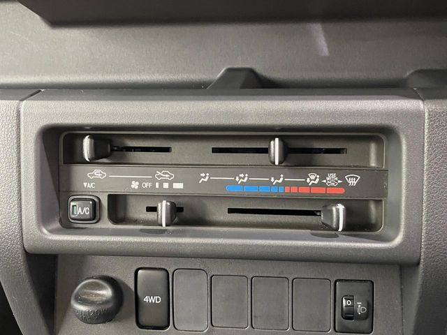 �����~�������Ă��S�Ȃɉ��K�ȋ󒲂�͂��Ă����A�_�C�������G�A�R���𑕔���