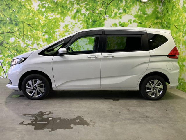 フリード1.5 ハイブリッド G 4WD