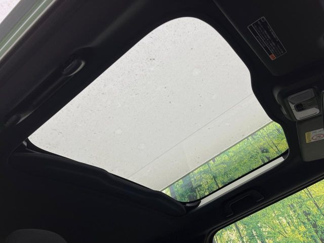 �y�K���X���[�t�z�K���X���[�t���ڂŎԓ��̉��������C�ɃA�b�v!�J���I�ȃh���C�u�����y���݂��������܂��B